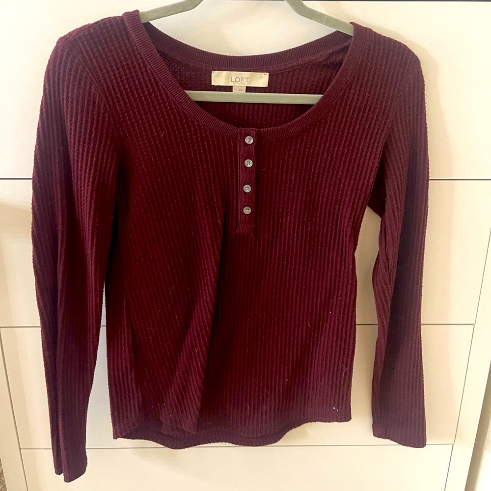 Loft, lightly worn, red Harley top